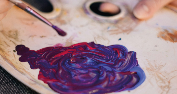 photo of a paint mixture, depicting the importance of creating a mixture of different types of web content
